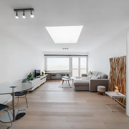 Stylish Seafront , Cleaning Included * Blankenberge
